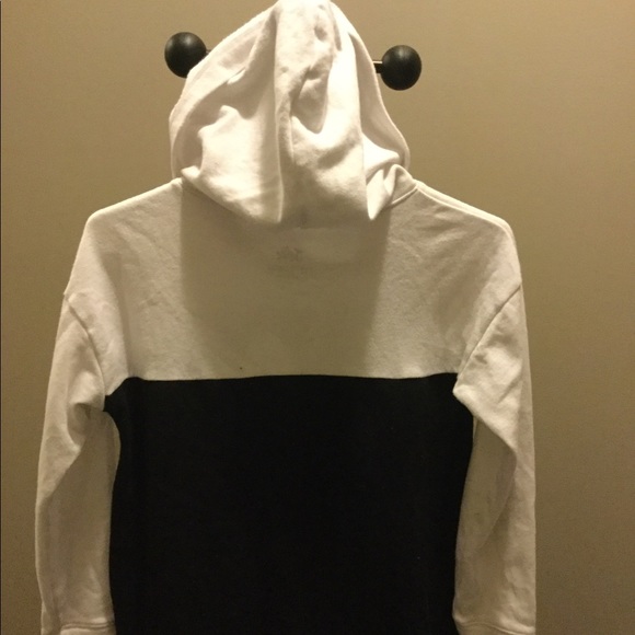 Matching set - Picture 2 of 6